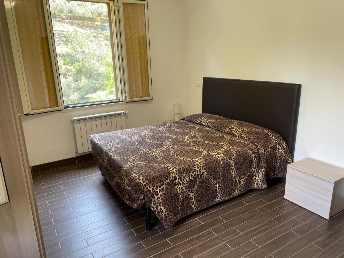 Agriturismo Del Gao Isolabona Ngoại thất bức ảnh